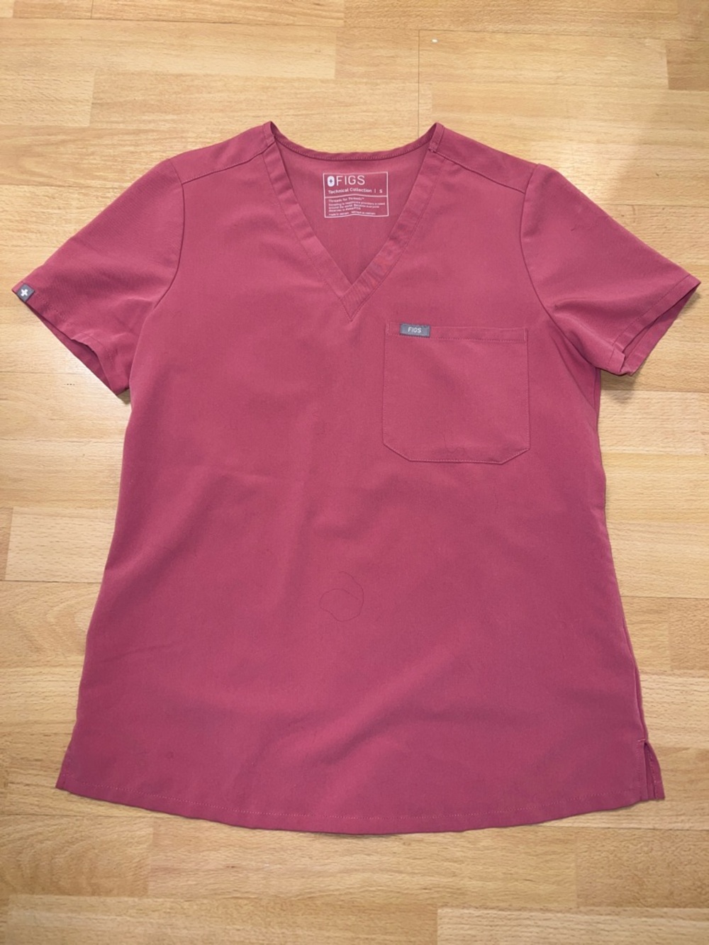 FIGS Catarina One Pocket Scrub Top - Quartz Pink.